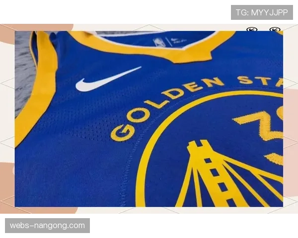 人物聚焦:勇士队“水花兄弟”的无球跑动配合艺术,十年如一日的默契如何练就 人物聚焦:勇士队“水花兄弟”的无球跑动配合艺术,十年如一日的默契如何练就